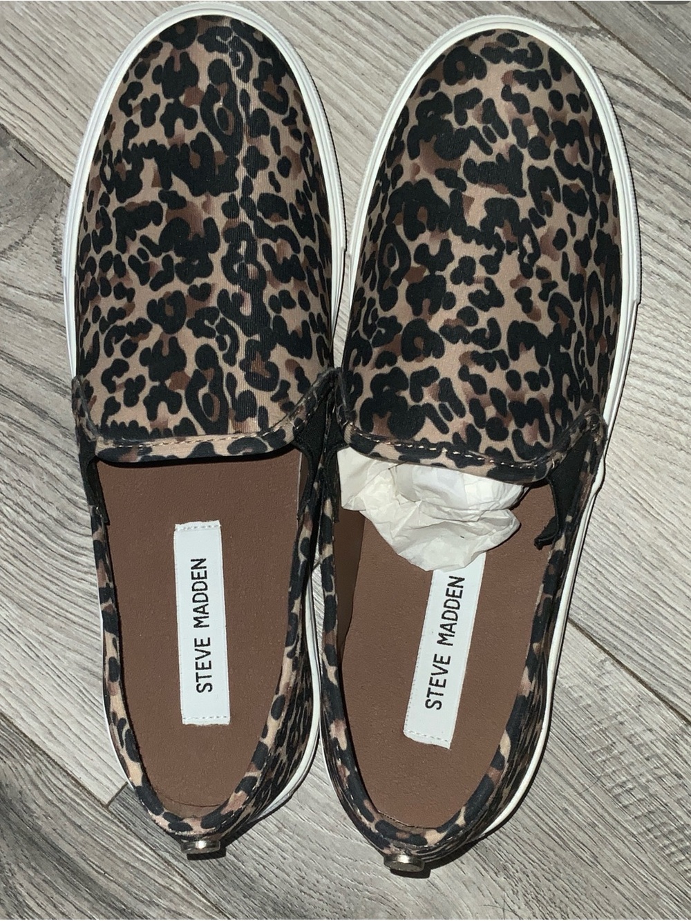 Steve Madden Symba Leopard Print Slip-On Sneakers Size 9